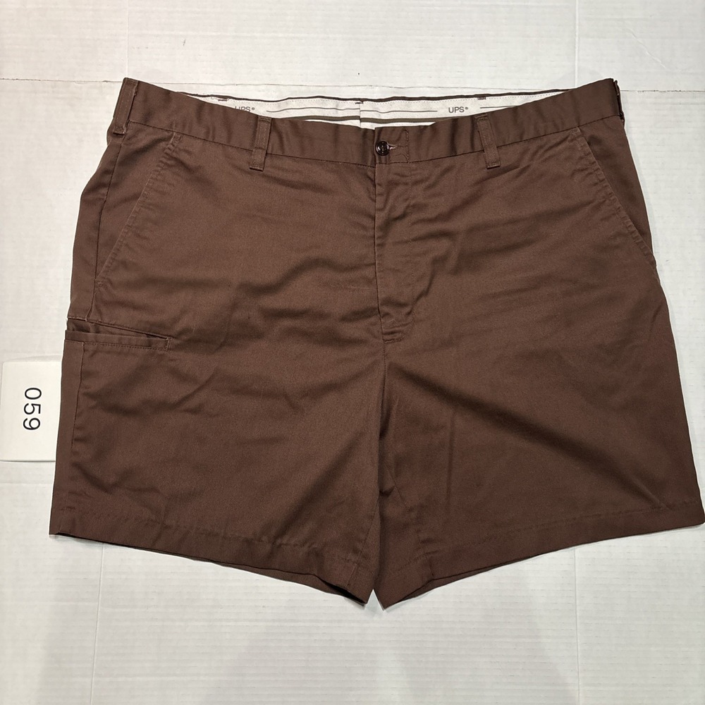 Wear Guard UPS Work Shorts Men's Size 42 Brown 8" Inseam Work Shorts